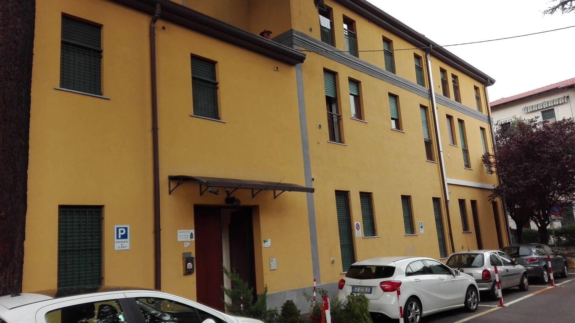 Residence Il Pino Saronno Extérieur photo