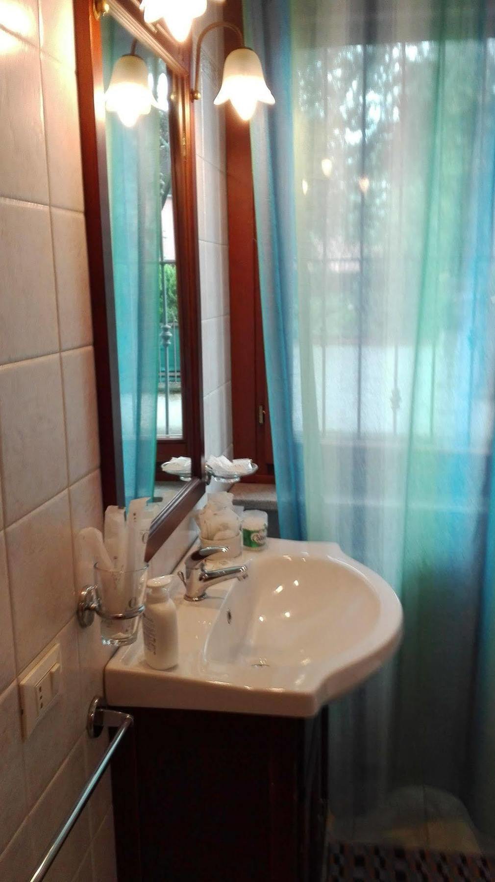 Residence Il Pino Saronno Extérieur photo